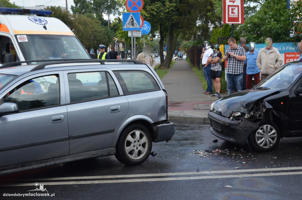 Kolizja 3 aut na Południu