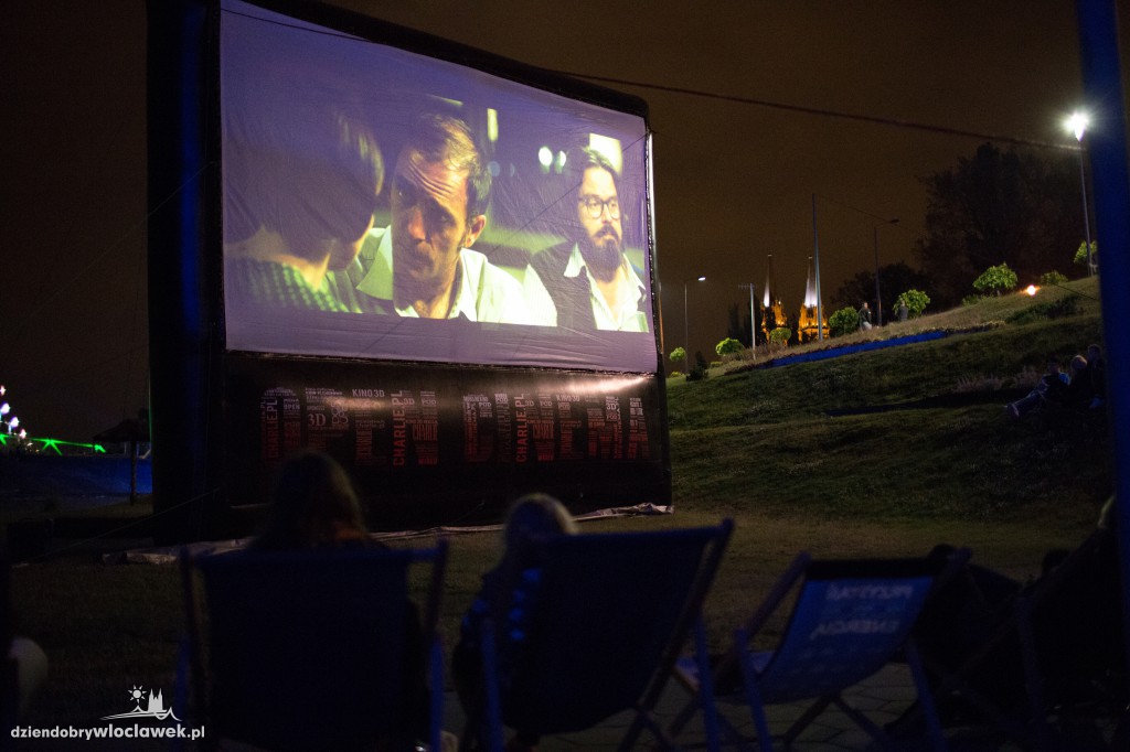  Kino plenerowe na Przystani
