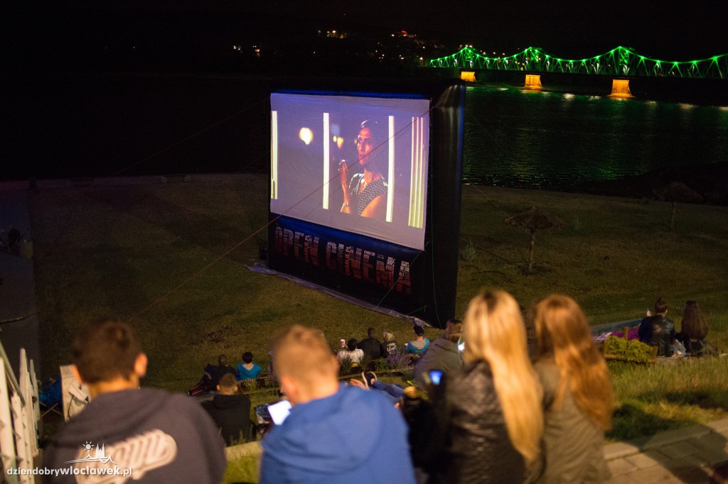  Kino plenerowe na Przystani