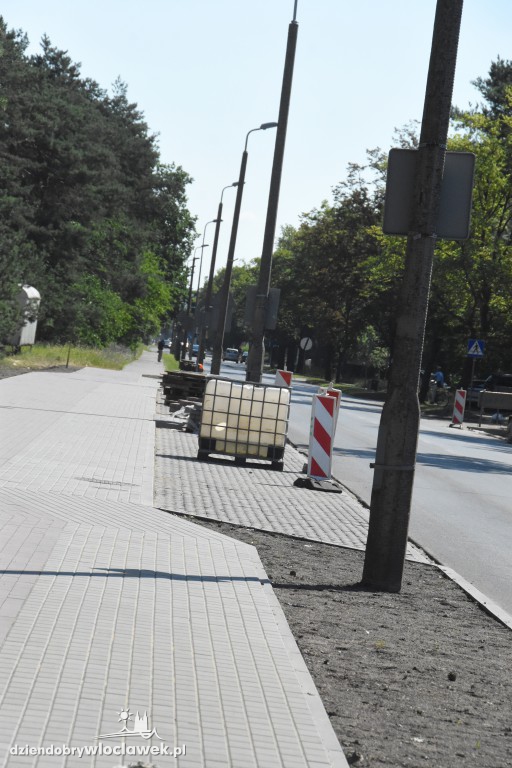 Nowe miejsca parkingowe przy szpitalu