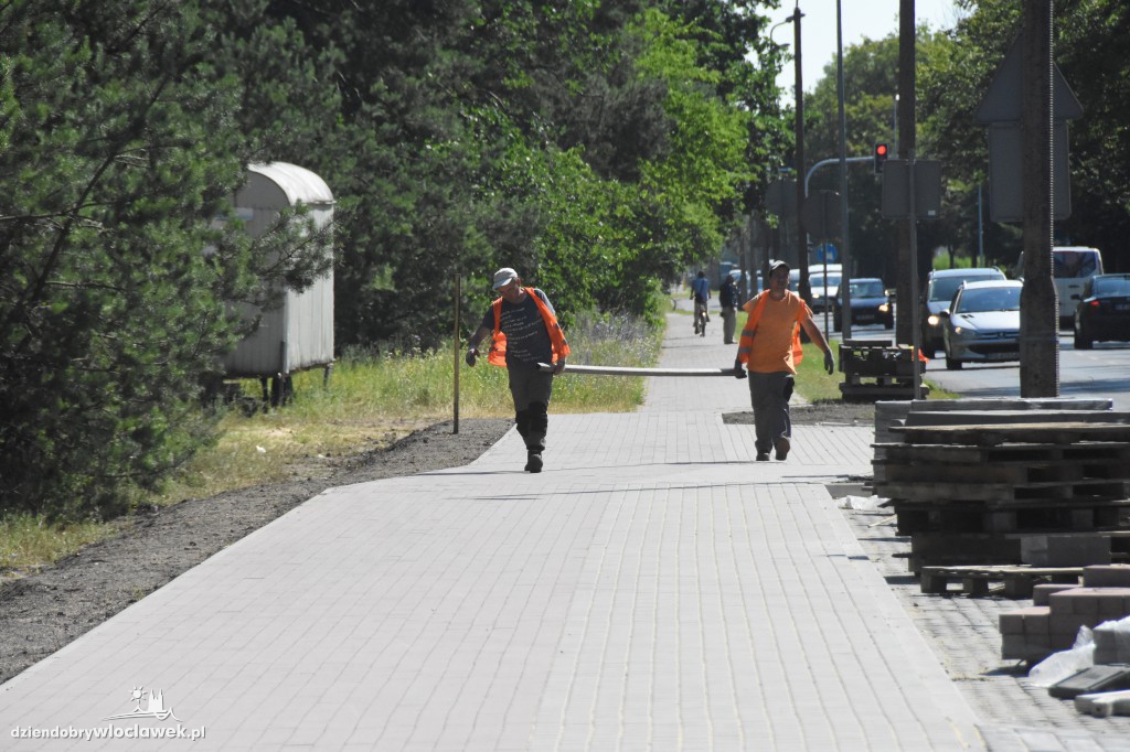 Nowe miejsca parkingowe przy szpitalu