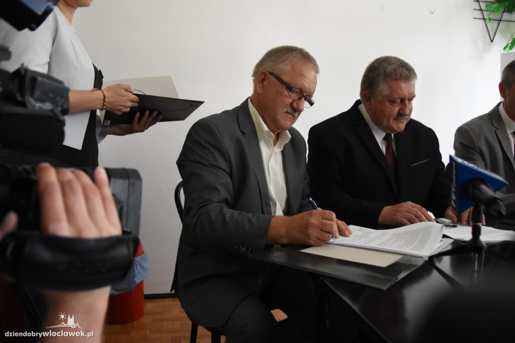 Trzy budynki szpitala będą przebudowane