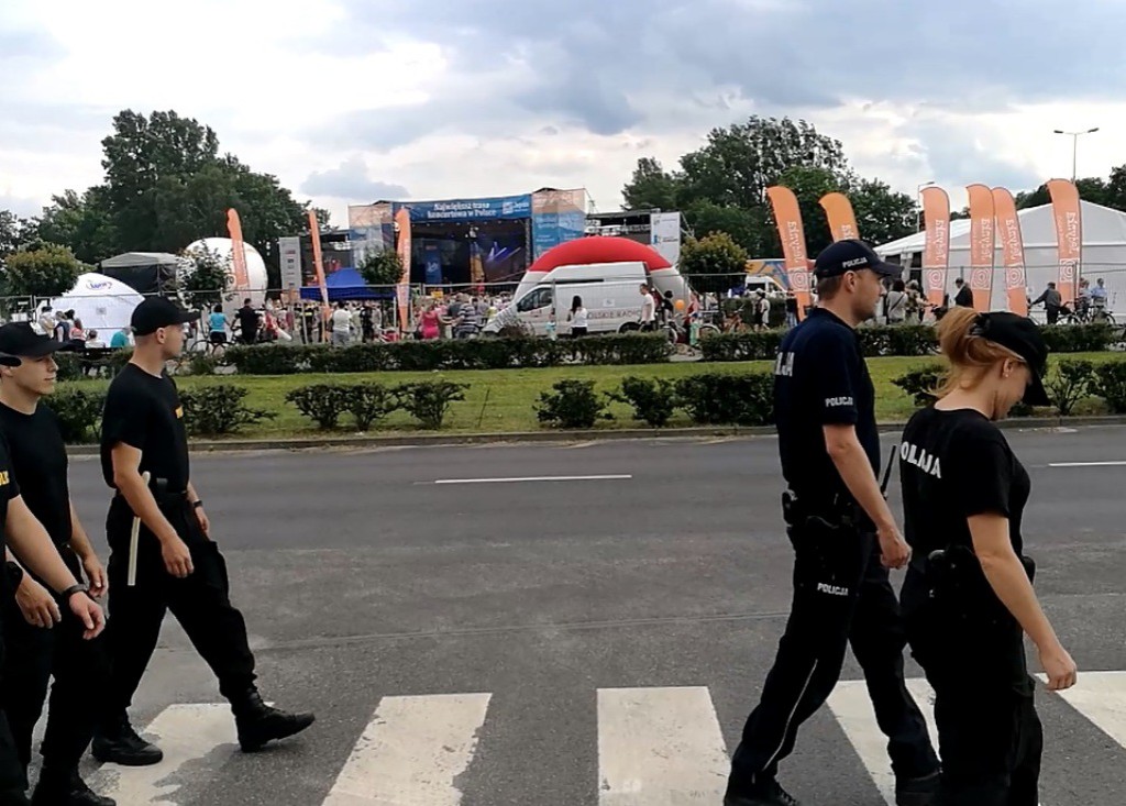 Młodzi policjanci we Włocławku