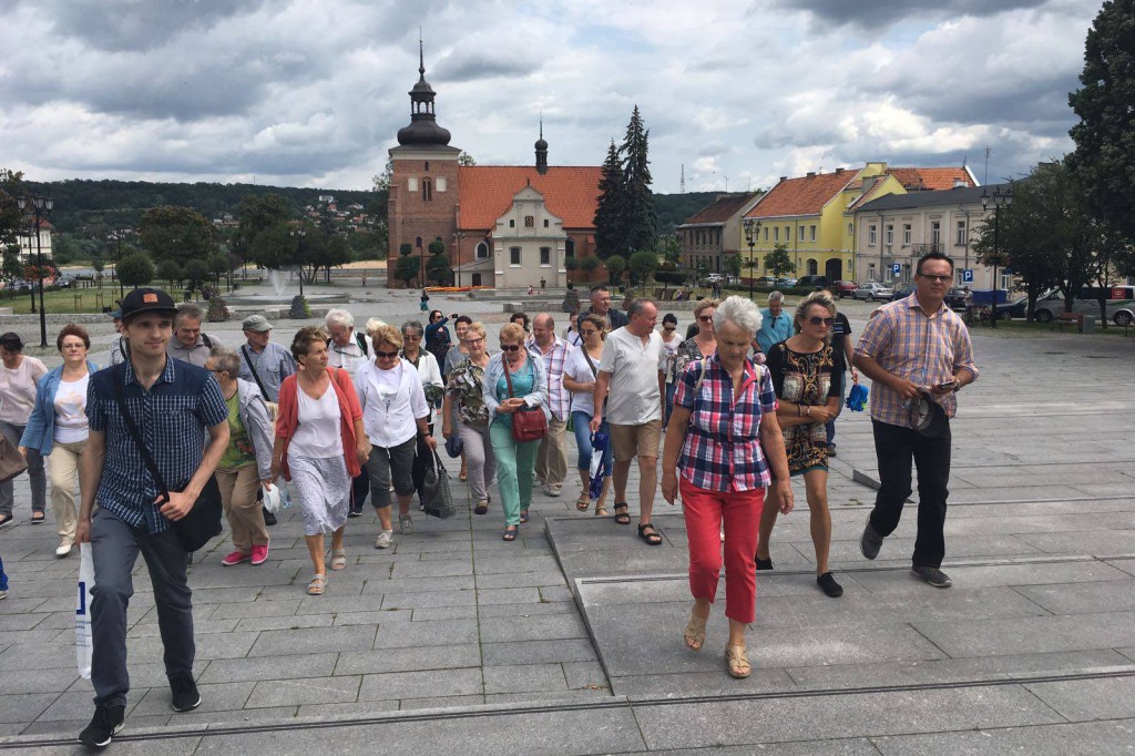 Sobotni spacerek z przewodnikiem