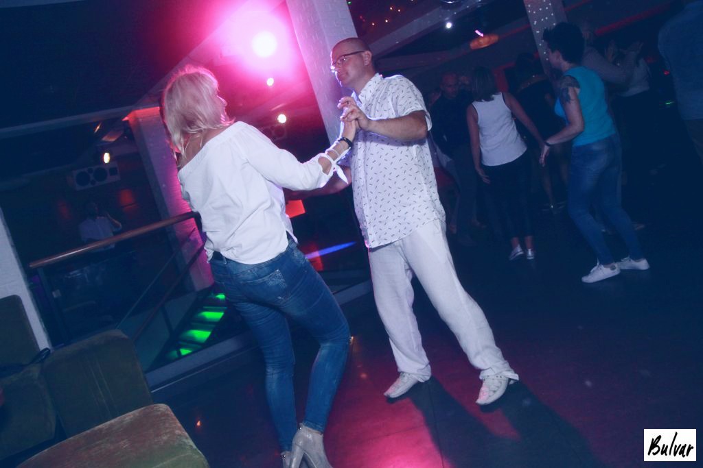 Million: gorąca noc w sali Bulvar
