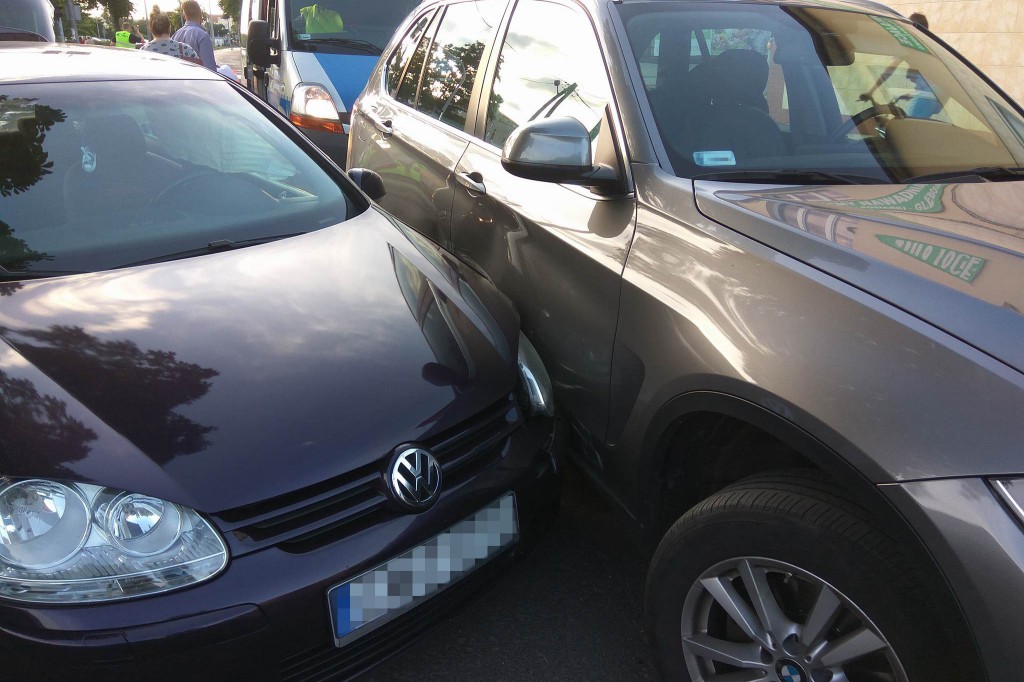 Zderzenie daewoo i volkswagena