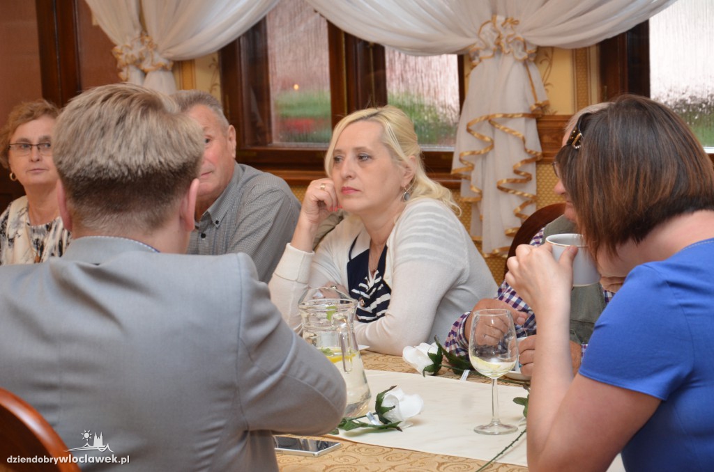 Forum Białej Róży walczy o demokrację