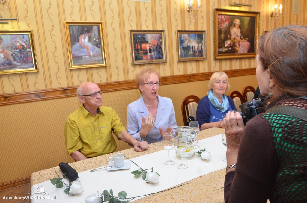 Forum Białej Róży walczy o demokrację