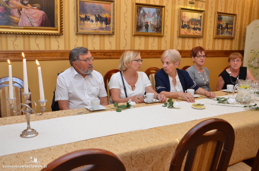 Forum Białej Róży walczy o demokrację