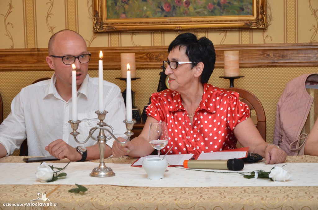 Forum Białej Róży walczy o demokrację