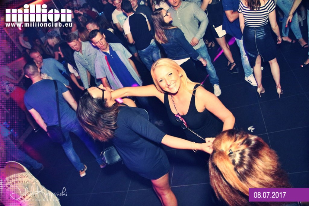 Sobotnia noc w klubie Million przy Ogniowej