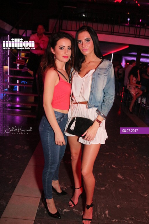 Sobotnia noc w klubie Million przy Ogniowej