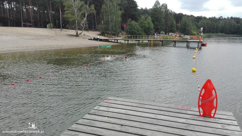 Kapryśna aura zniechęca plażowiczów