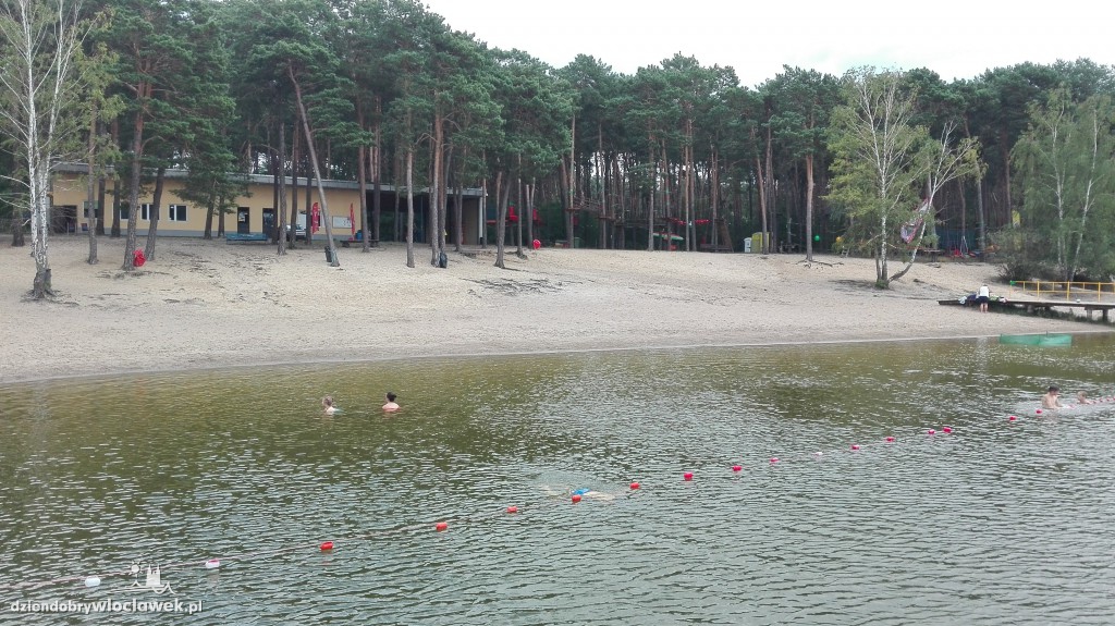 Kapryśna aura zniechęca plażowiczów