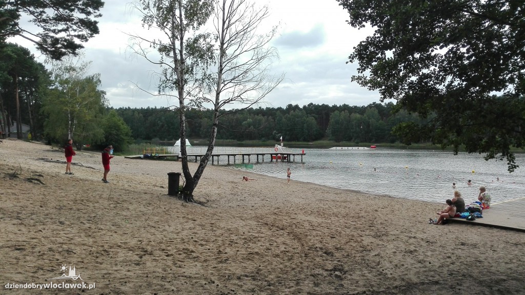 Kapryśna aura zniechęca plażowiczów