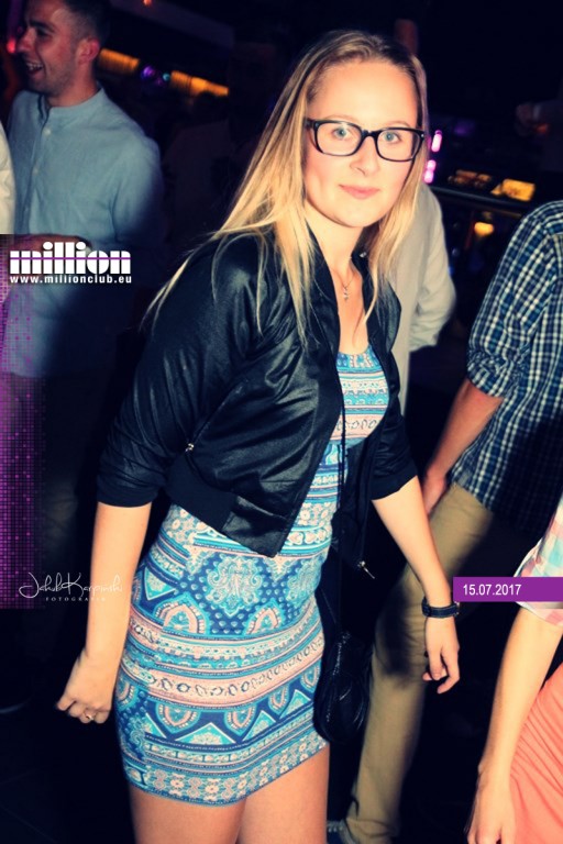 Sobotnia noc w klubie Million przy Ogniowej