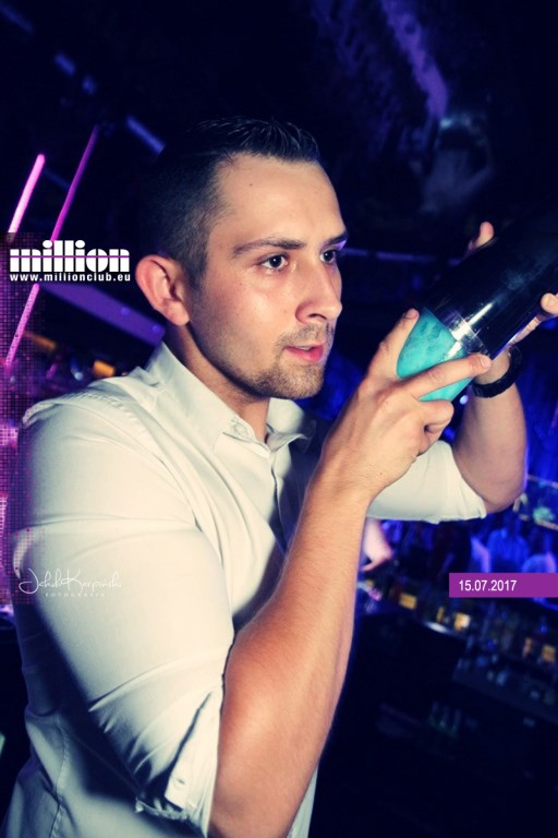 Sobotnia noc w klubie Million przy Ogniowej