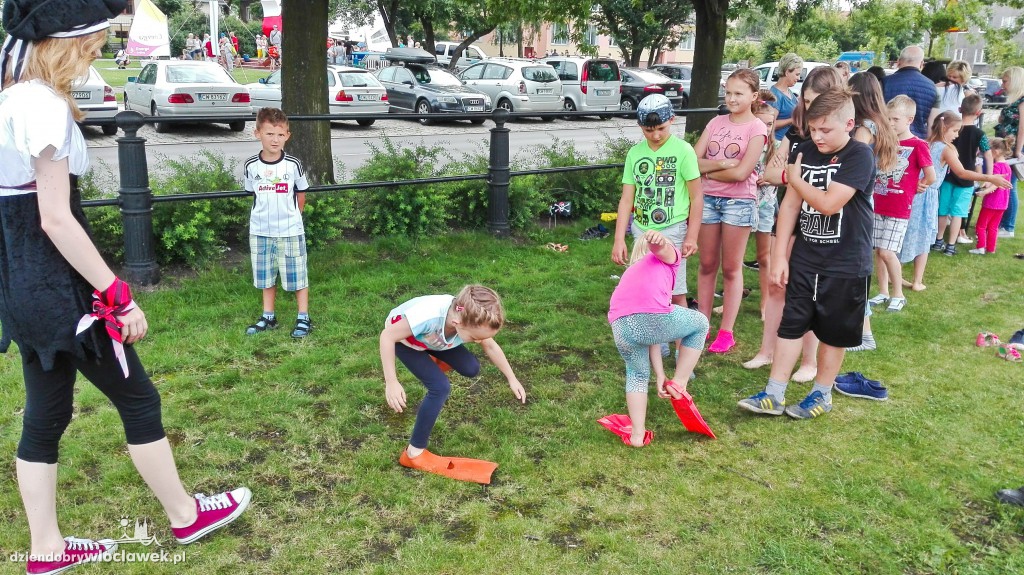 Piracka Przystań na bulwarach
