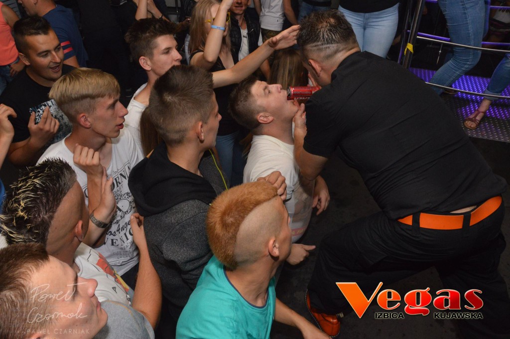 Vegas Izbica DJ Mavi i Barman Olo Show
