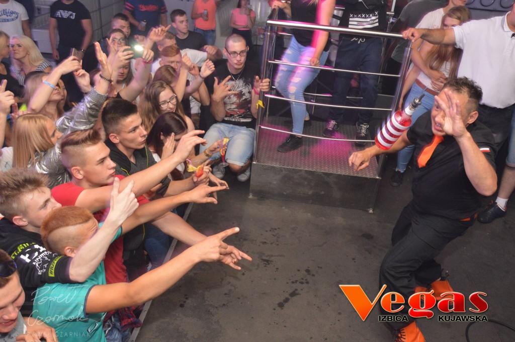 Vegas Izbica DJ Mavi i Barman Olo Show