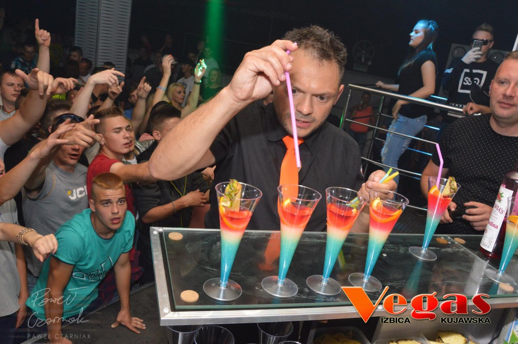 Vegas Izbica DJ Mavi i Barman Olo Show