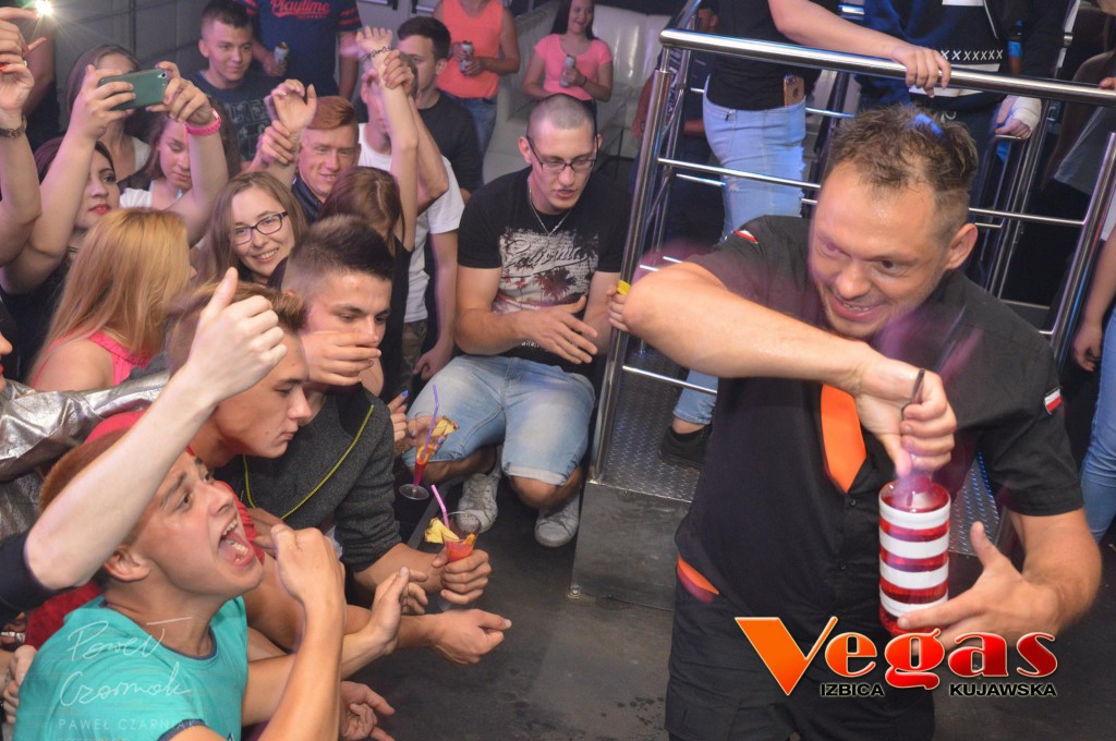 Vegas Izbica DJ Mavi i Barman Olo Show