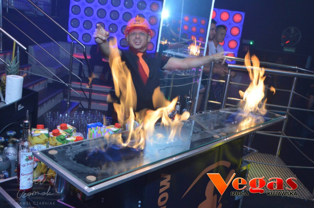Vegas Izbica DJ Mavi i Barman Olo Show
