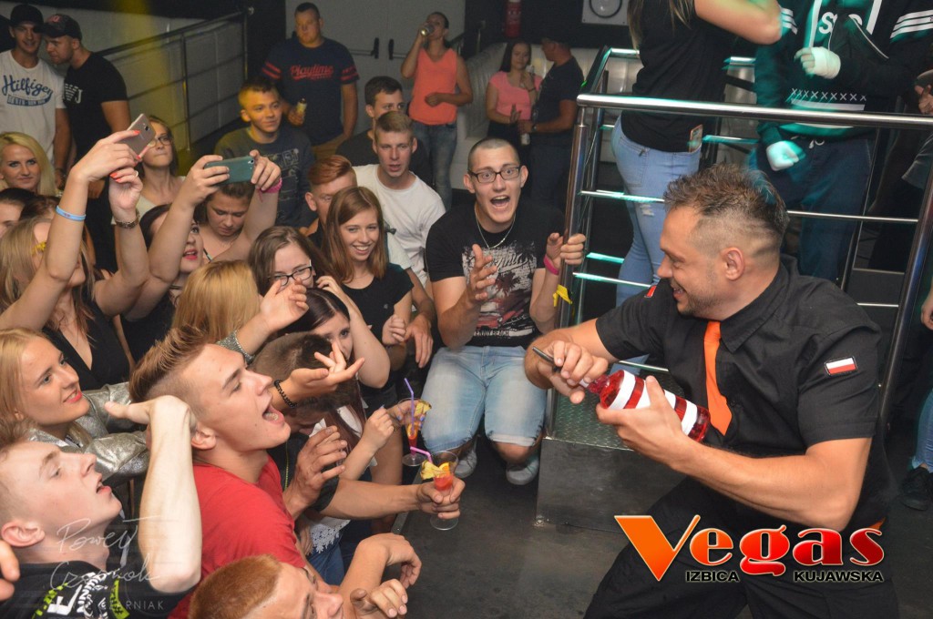Vegas Izbica DJ Mavi i Barman Olo Show