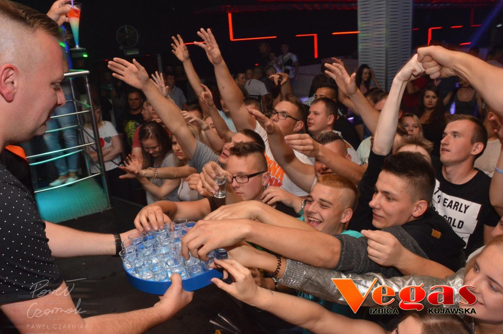 Vegas Izbica DJ Mavi i Barman Olo Show