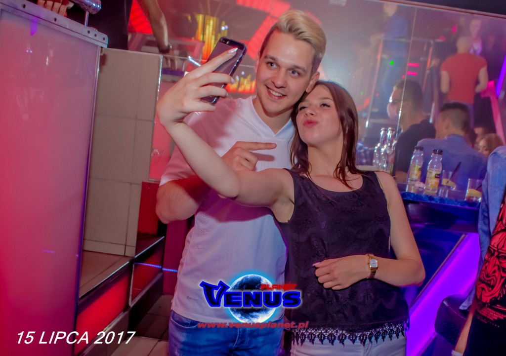 Sobotnia noc w klubie Venus Koneck