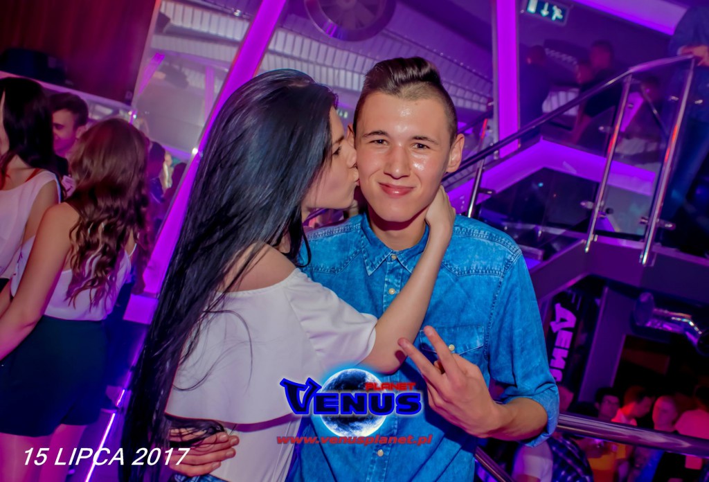 Sobotnia noc w klubie Venus Koneck