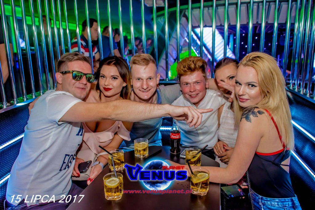 Sobotnia noc w klubie Venus Koneck
