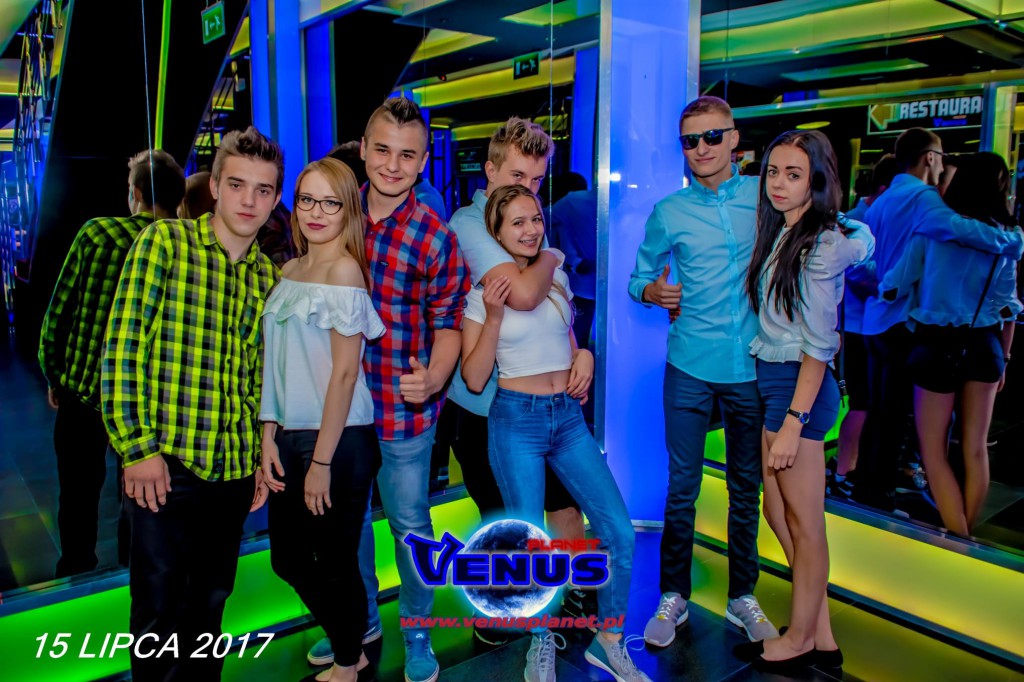 Sobotnia noc w klubie Venus Koneck