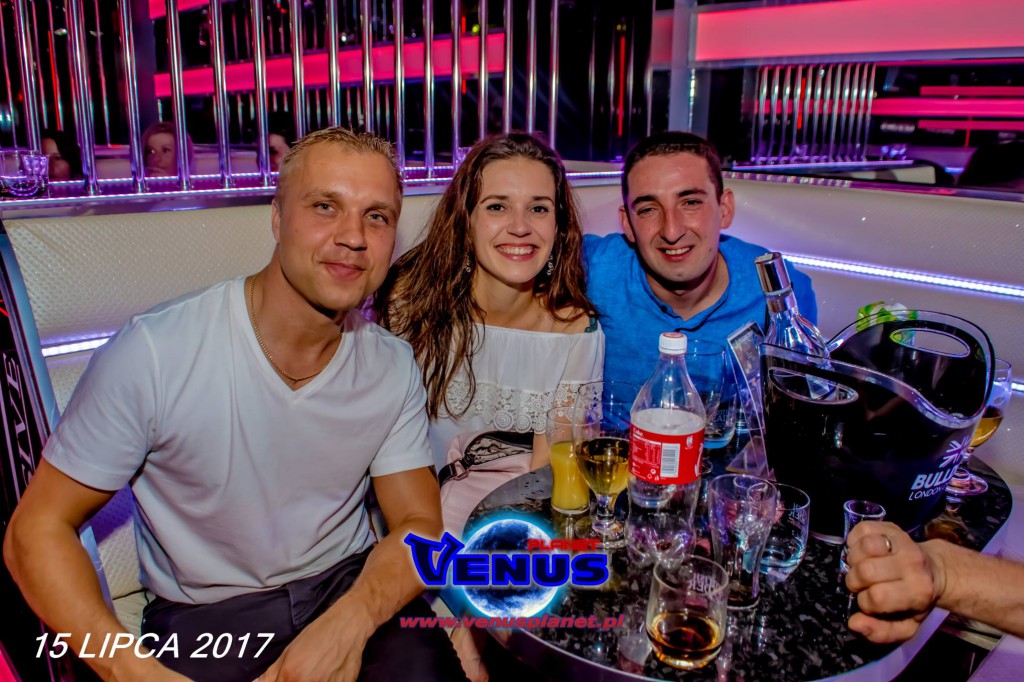 Sobotnia noc w klubie Venus Koneck