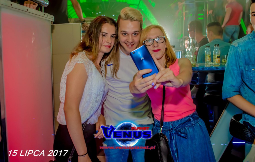 Sobotnia noc w klubie Venus Koneck