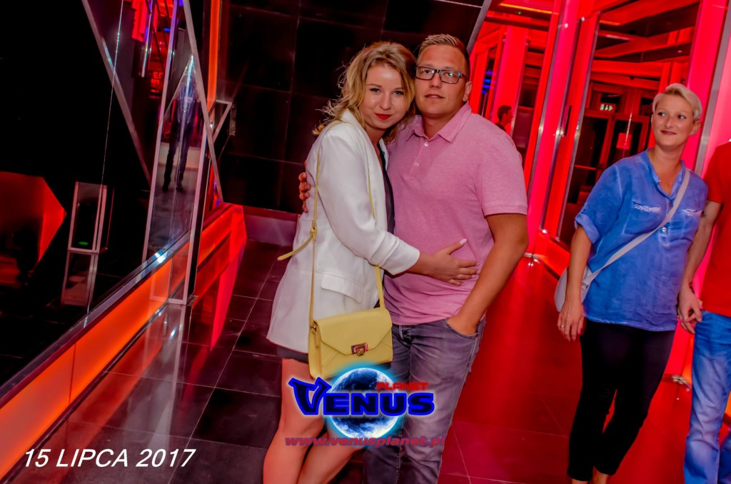 Sobotnia noc w klubie Venus Koneck
