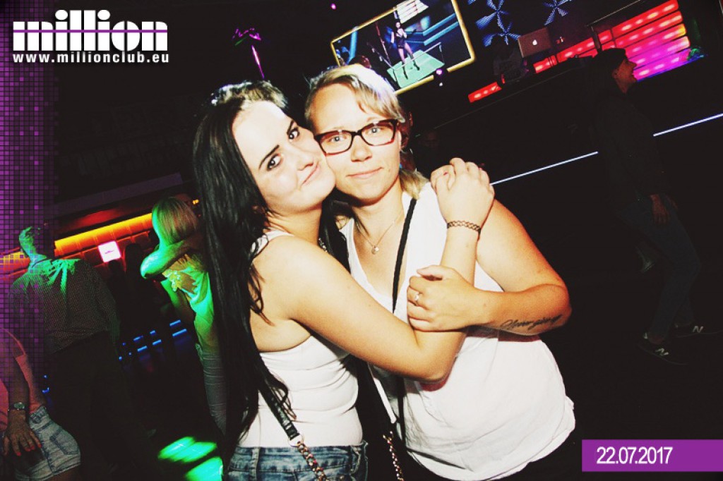 Sobotnia noc w klubie Million przy Ogniowej
