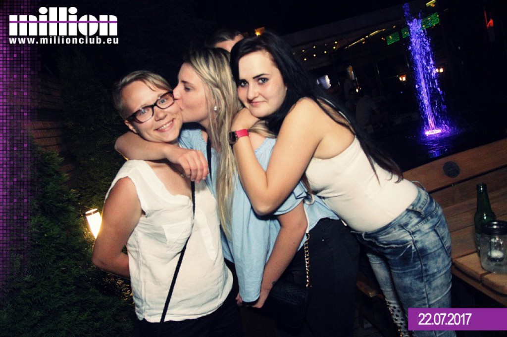 Sobotnia noc w klubie Million przy Ogniowej