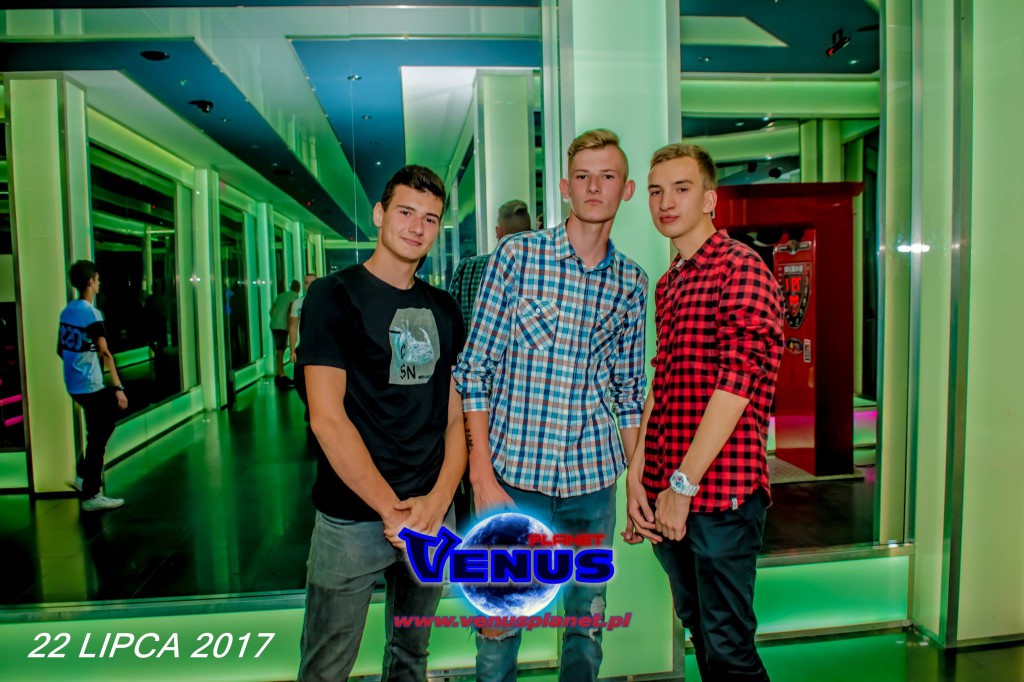 Gorąca noc w klubie Venus Koneck