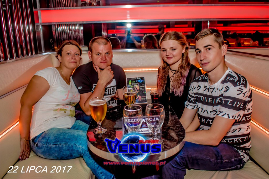 Gorąca noc w klubie Venus Koneck