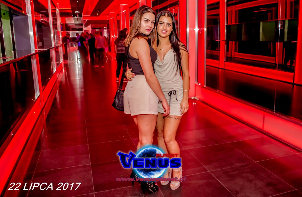 Gorąca noc w klubie Venus Koneck