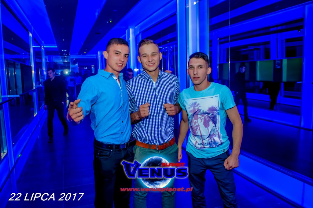 Gorąca noc w klubie Venus Koneck