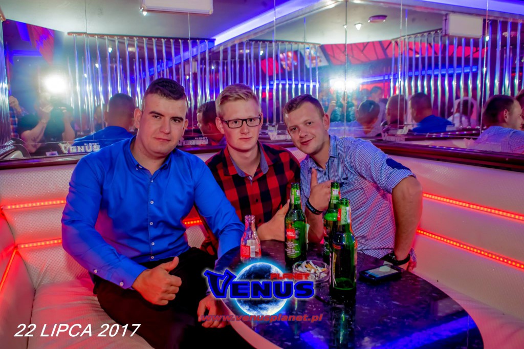 Gorąca noc w klubie Venus Koneck