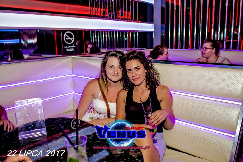Gorąca noc w klubie Venus Koneck