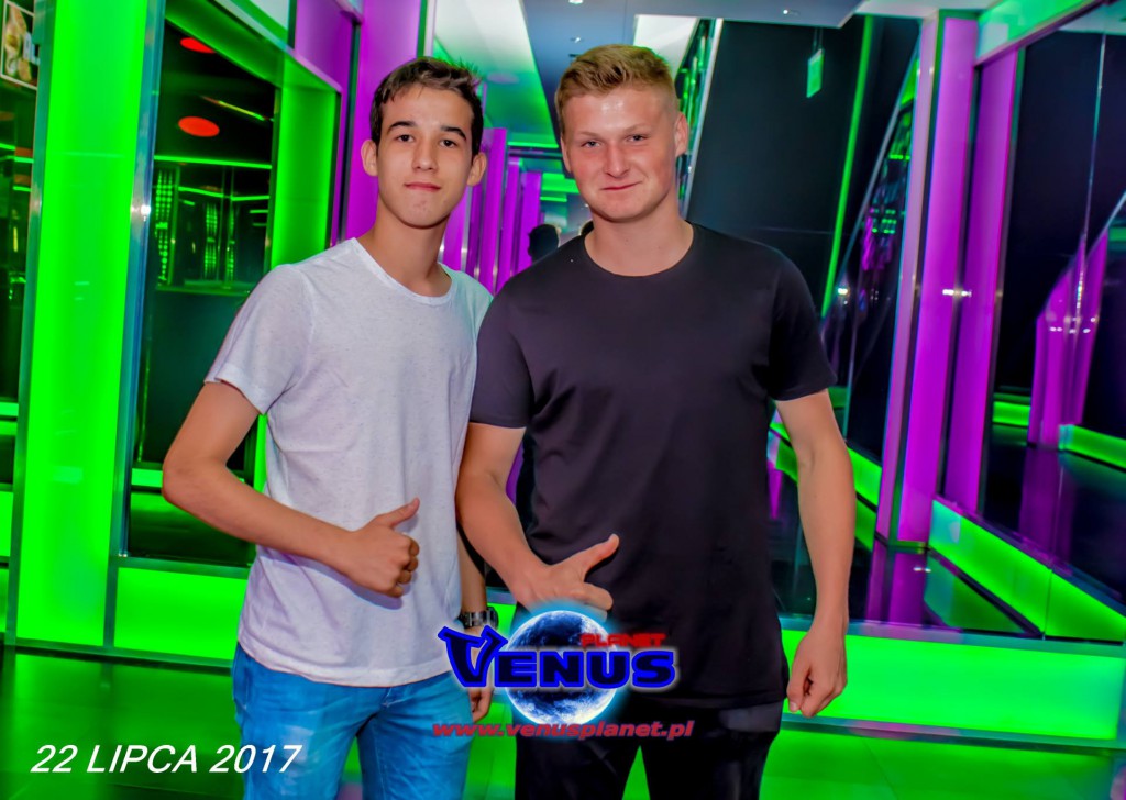 Gorąca noc w klubie Venus Koneck
