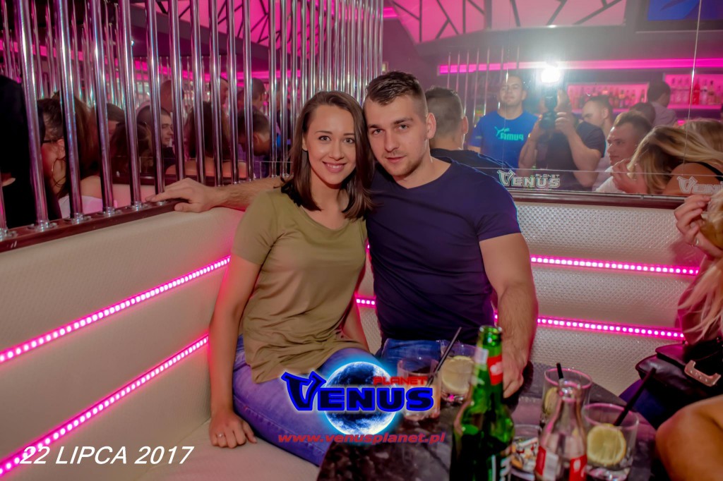 Gorąca noc w klubie Venus Koneck