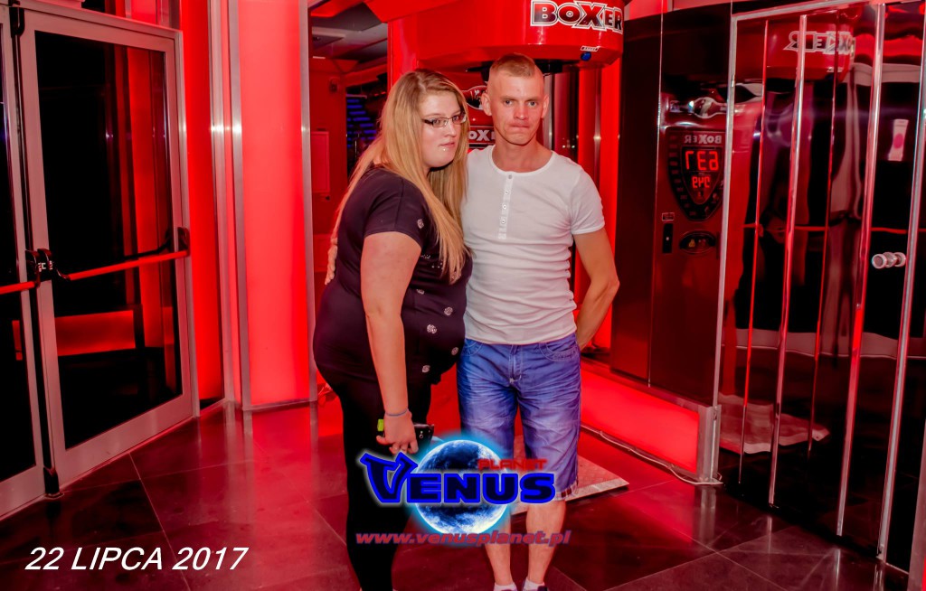 Gorąca noc w klubie Venus Koneck