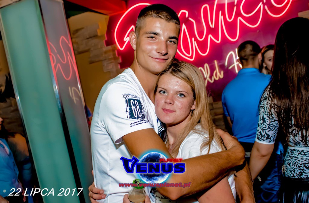 Gorąca noc w klubie Venus Koneck