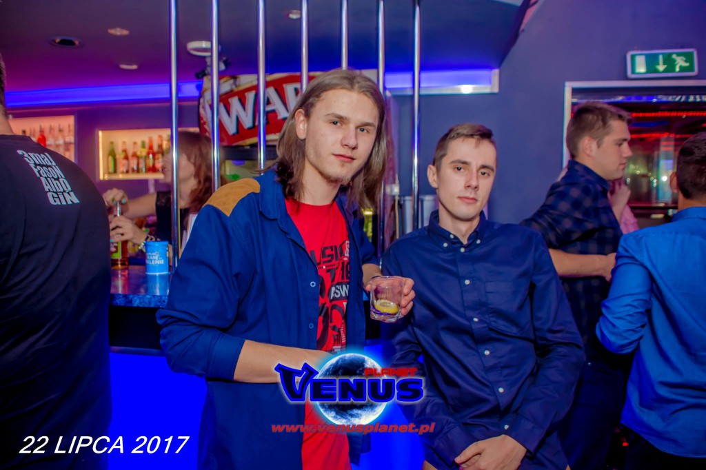 Gorąca noc w klubie Venus Koneck