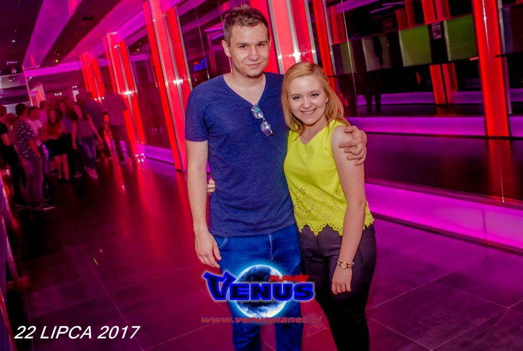 Gorąca noc w klubie Venus Koneck